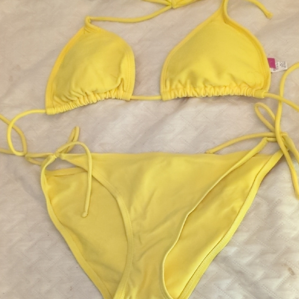 👙OP Yellow Bikini Set👙